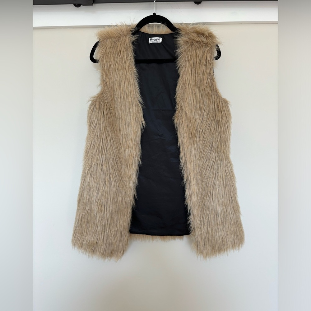 Naggoo Faux Fur vest